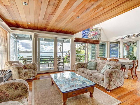 The Shack - Darwin Holiday 1