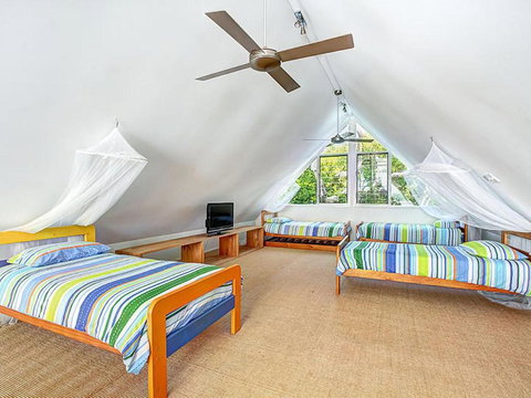 The Shack - Darwin Holiday 2