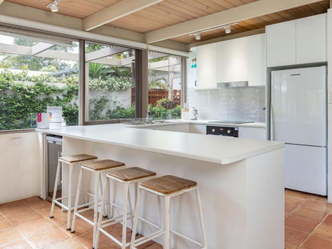 True Blue - Darwin Holiday 4