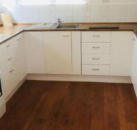 Cottage on Cork Hatfield House - Darwin Holiday