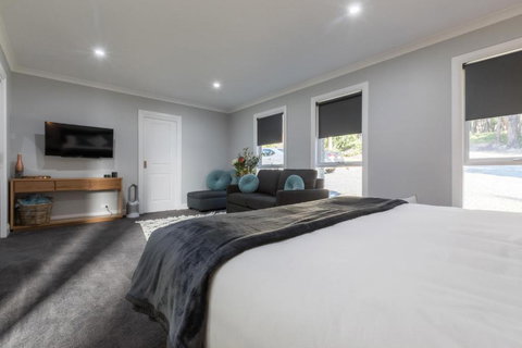 Rexs Yarra Valley House - Darwin Holiday 4