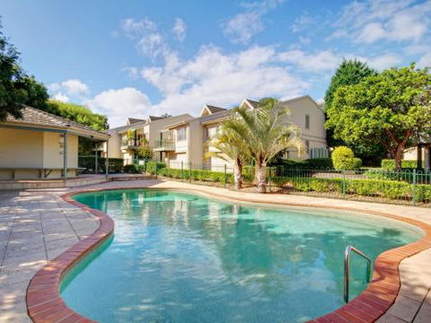 Watermark #25 25 / 4 Karla Avenue Terrigal - Darwin Holiday 2