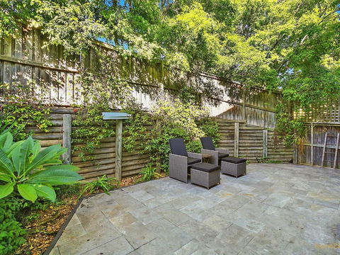 Watermark #25 25 / 4 Karla Avenue Terrigal - Darwin Holiday 6