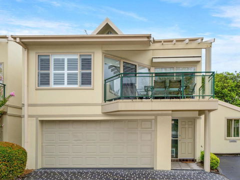 Watermark #25 25 / 4 Karla Avenue Terrigal - Darwin Holiday 3