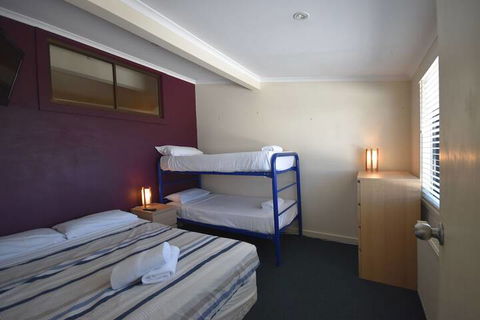 Alpine Heights 9 - Darwin Holiday 2