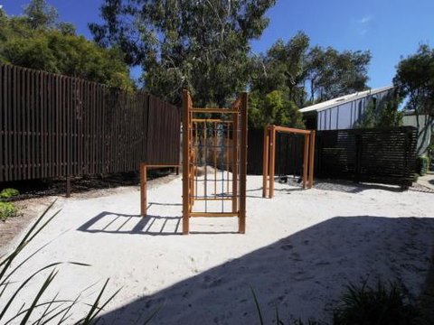 Beach Shack - Darwin Holiday 4