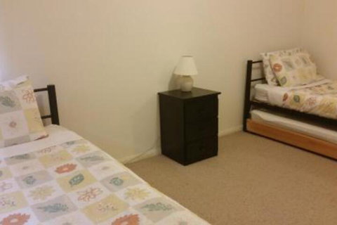 Huski 2 - Darwin Holiday 2