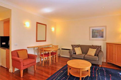 Villa Pinot Located Within Cypress Lakes - Darwin Holiday 7