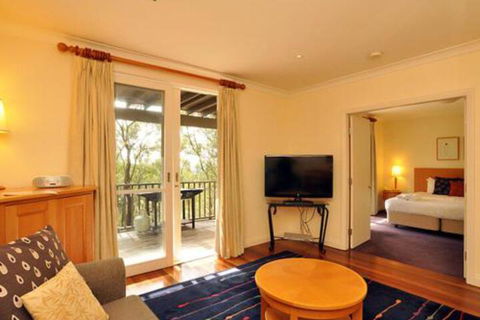 Villa Pinot Located Within Cypress Lakes - Darwin Holiday 6