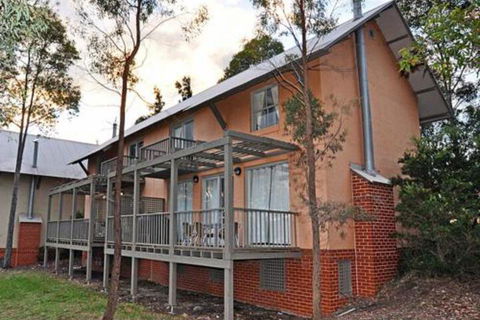 Villa Executive 2br Valley Views Resort Condo Located Within Cypress Lakes Resort (nothing Is More Central) - Darwin Holiday 0