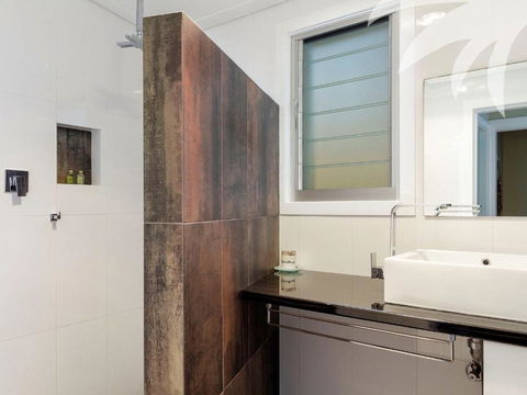 Beach Break - Darwin Holiday 5