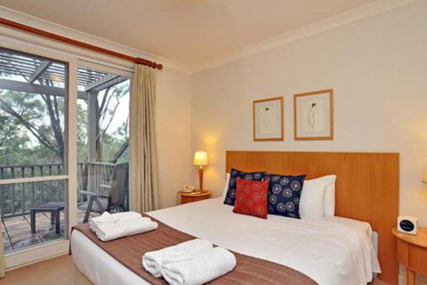 Villa Merlot Located Within Cypress Lakes - Darwin Holiday 0