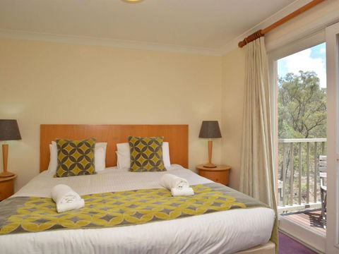 Villa Executive 2br Barbera Resort Condo Located Within Cypress Lakes Resort (nothing Is More Central) - Darwin Holiday 4