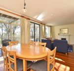 Villa Executive 2br Barbera Resort Condo located within Cypress Lakes Resort nothing is more central - Darwin Holiday
