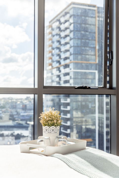 Lucid - Darwin Holiday 5