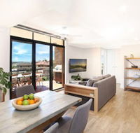 Seafarer - Darwin Holiday