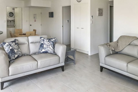 Kings Way Apartments - Darwin Holiday 5