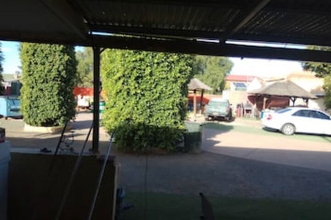 Burt Street Gardens - Darwin Holiday 0