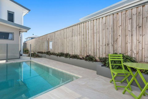 Pebbles At Casuarina Beach - Darwin Holiday 2