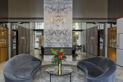 Brand New Ultra Modern CBD View - Darwin Holiday 0