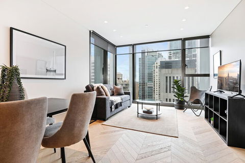 Brand New Ultra Modern CBD View - Darwin Holiday 1