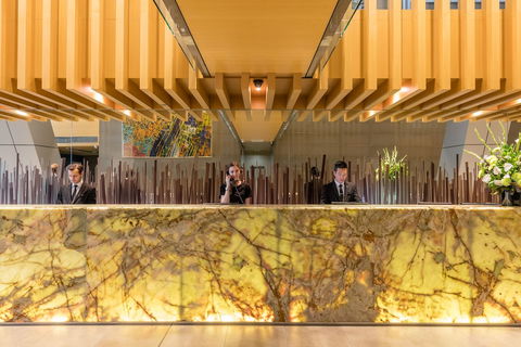 Meriton Suites World Tower, Sydney - Darwin Holiday 5