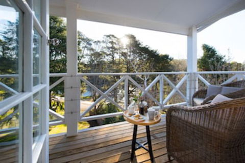 Lake Daylesford Apartments 7 - Darwin Holiday 0