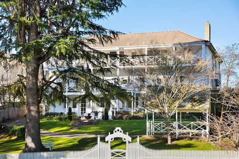 Lake Daylesford Apartments 7 - Darwin Holiday 1