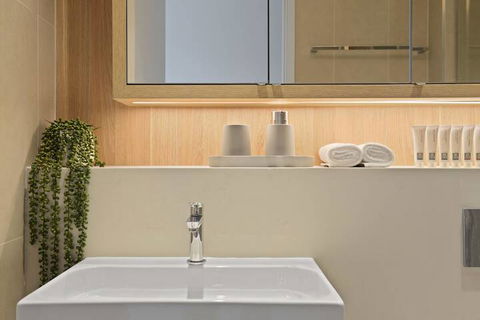 New Contemporary Apartment Near Macquarie Centre - Darwin Holiday 7