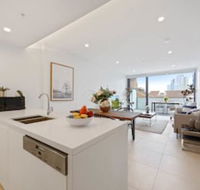 Brand New Ultra Luxe Apt Next To Central CBD - Darwin Holiday