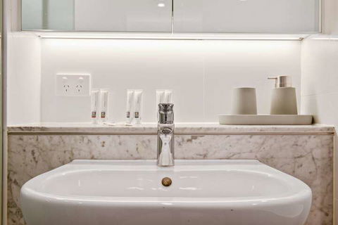 Brand New Ultra Luxe Apt Next To Central CBD - Darwin Holiday 2