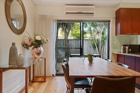 Tranquil & Spacious Home Near Shopping Mall - Darwin Holiday 5