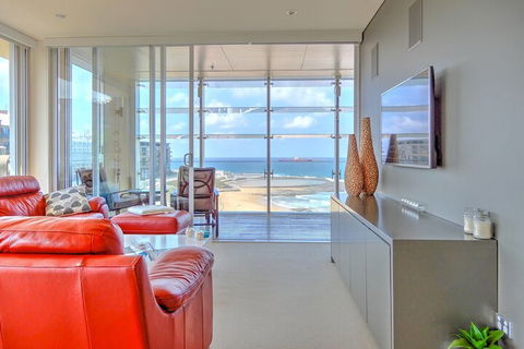 Beau Monde Apartments Newcastle - The York - Darwin Holiday 3