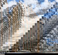 Leila 1BDR Melbourne Apartment - Darwin Holiday