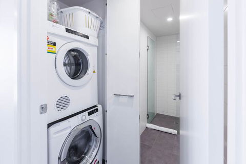 Tori, 1BDR Southbank Apartment - Darwin Holiday 7