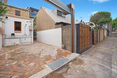 Newcastle Short Stay Apartments - 9 Alfred - Darwin Holiday 1