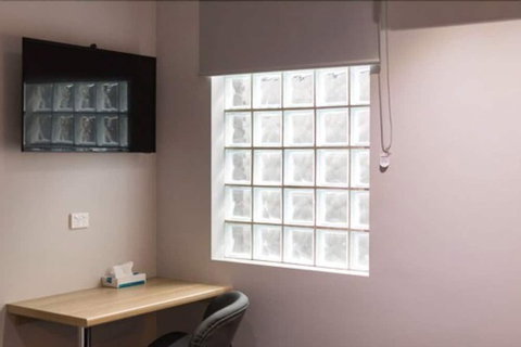 The Manhattan - Darwin Holiday 6