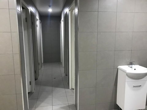 Koalas Perth City Backpackers Hostel - Darwin Holiday 5