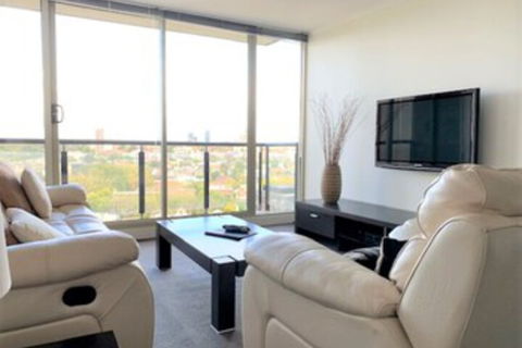 Readyset St. Kilda Road - Darwin Holiday 5