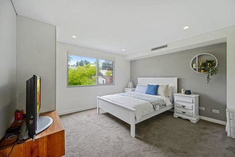 Luxurious New House Hidden Near Central CBD - Darwin Holiday 4