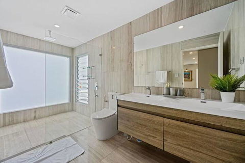 Luxurious New House Hidden Near Central CBD - Darwin Holiday 6