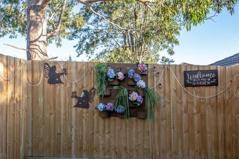 AUJOY 4 Bed Townhouse Burwood 2 - Darwin Holiday 1