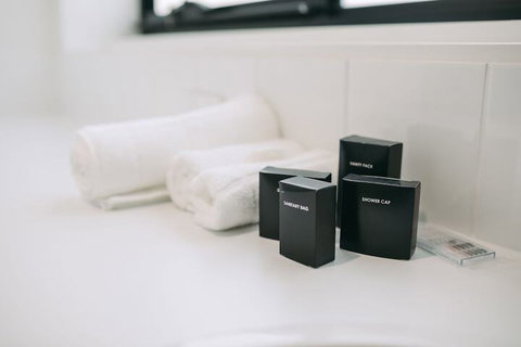 Deco Beach Luxury Apartments - Darwin Holiday 2