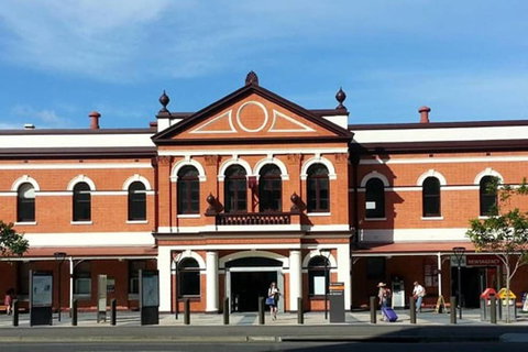 South Brisbane Funky 1 BED Parking Qsb027-18 - Darwin Holiday 6