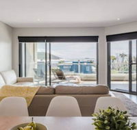 SOLARIS at Fingal Bay - Darwin Holiday