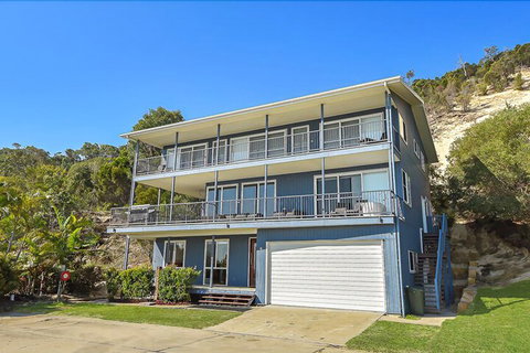 Sandcastles Coign 10 - Darwin Holiday 1