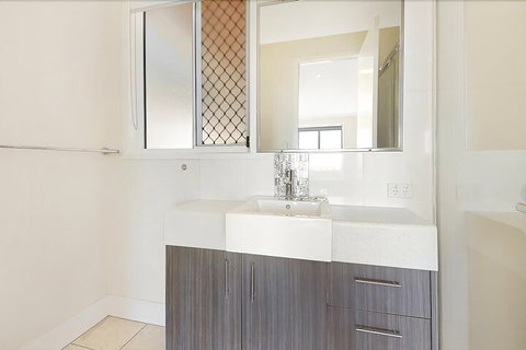 Sandcastles Coign 10 - Darwin Holiday 6