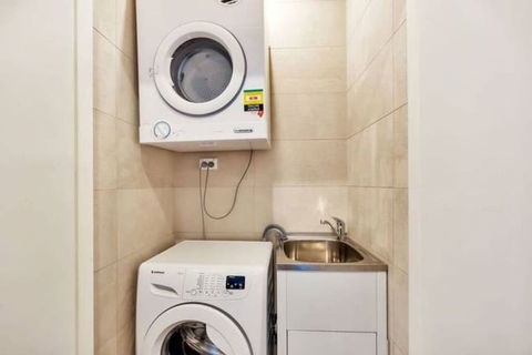 3 Bedroom Terrace At Harbour Bridge - Darwin Holiday 6