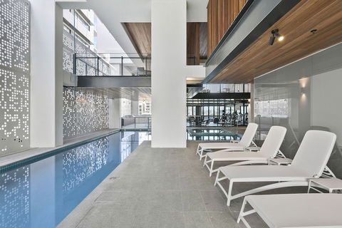 Arise On Hope Street - Darwin Holiday 6