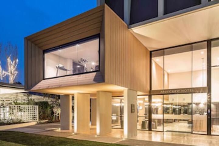 Rouse Hill NSW Darwin Holiday